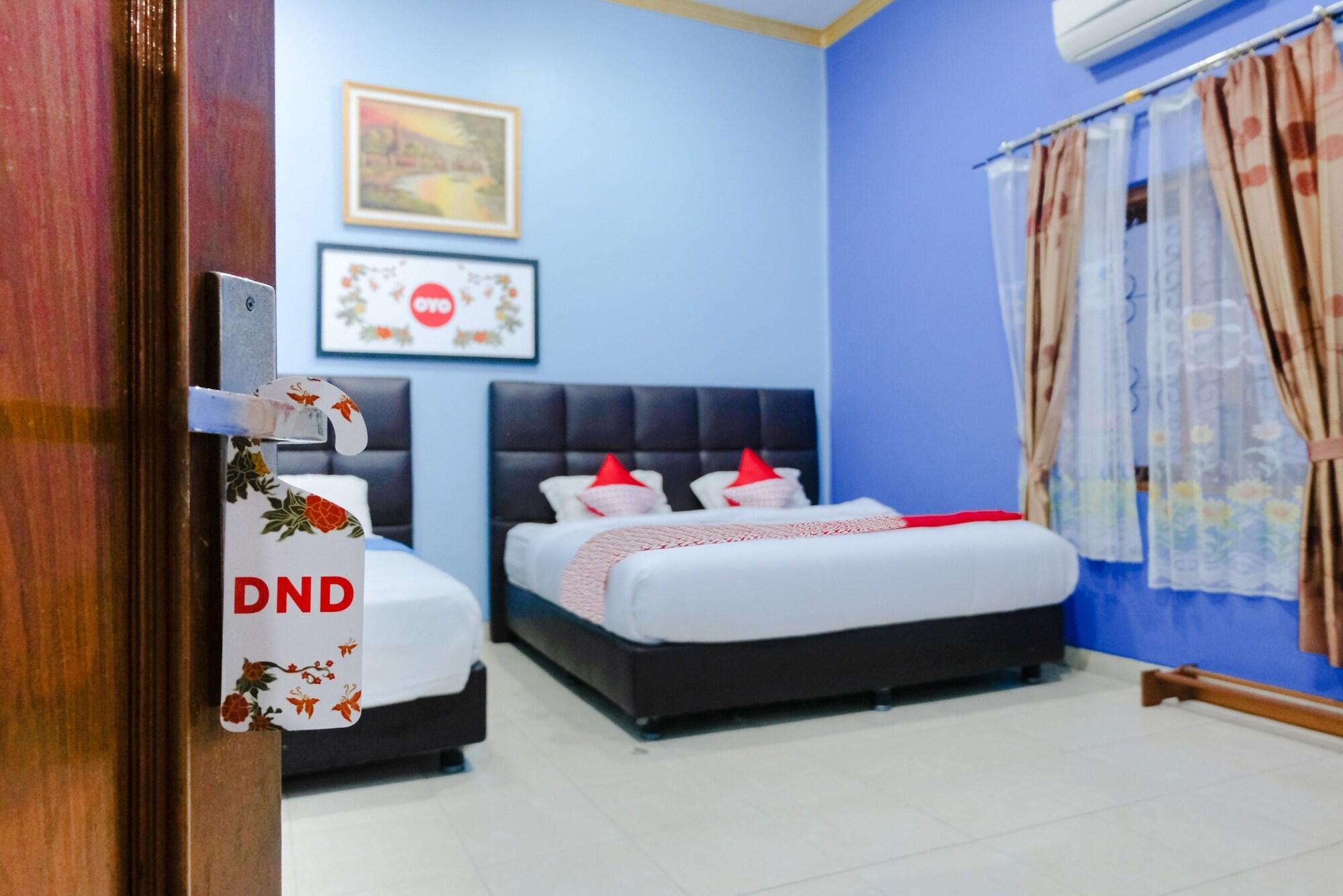 Oyo 778 Amalia Hotel Malang