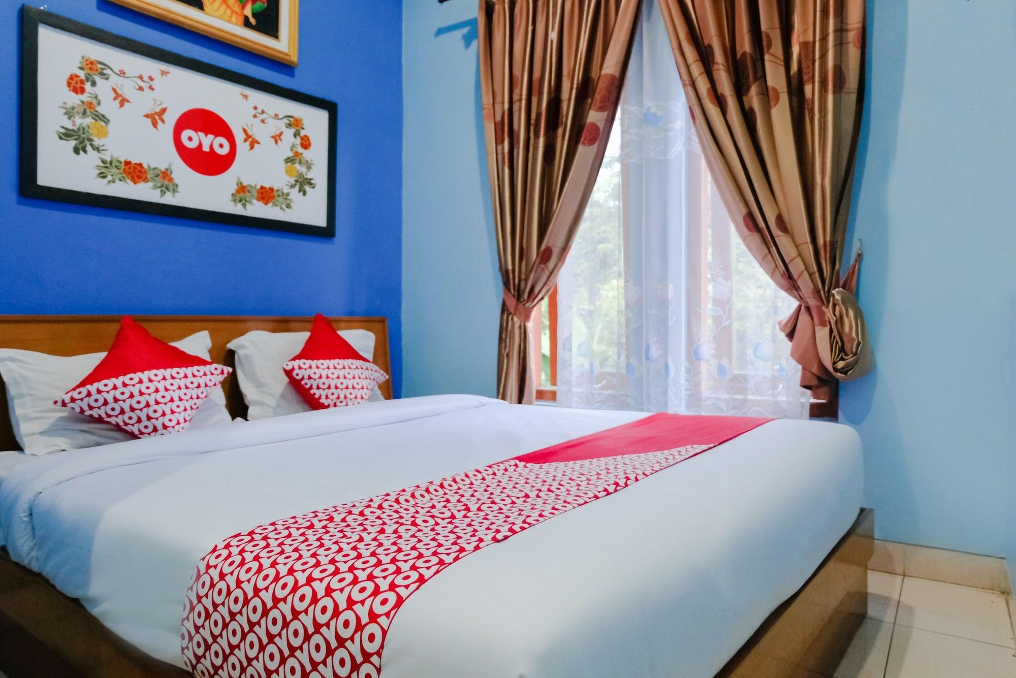 Oyo 778 Amalia Hotel Malang