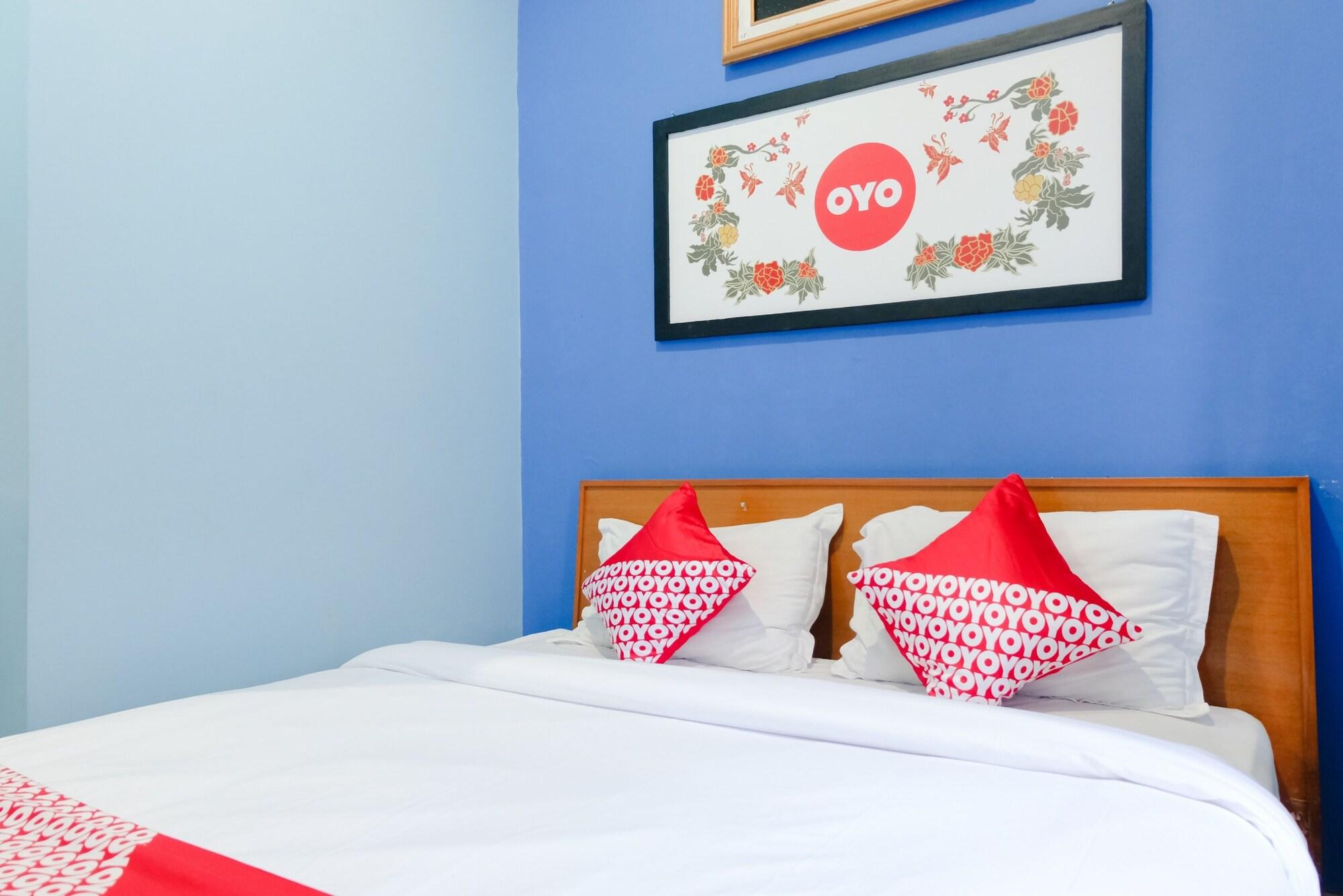 Oyo 778 Amalia Hotel Malang