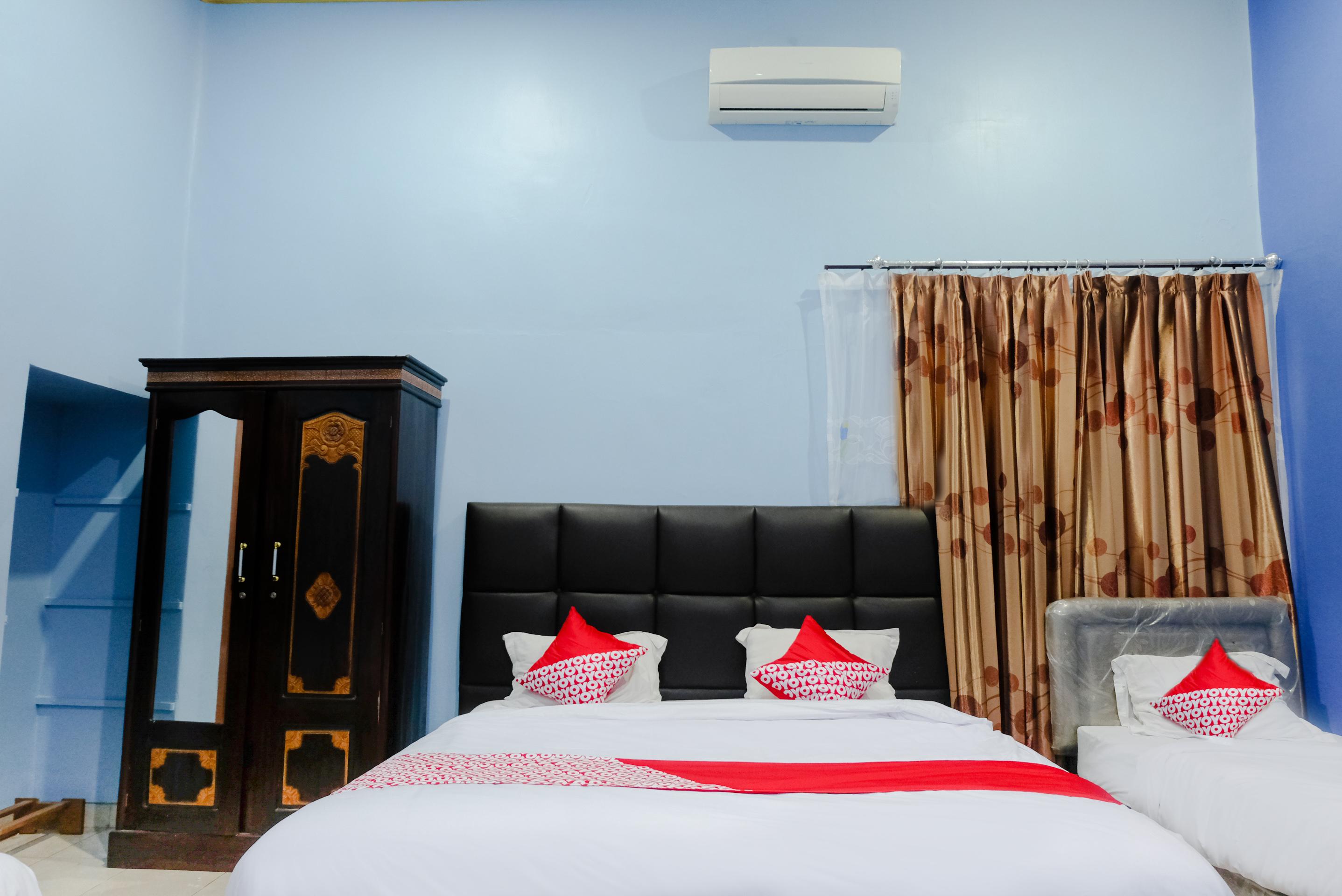 Hotel Oyo 778 Amalia Malang