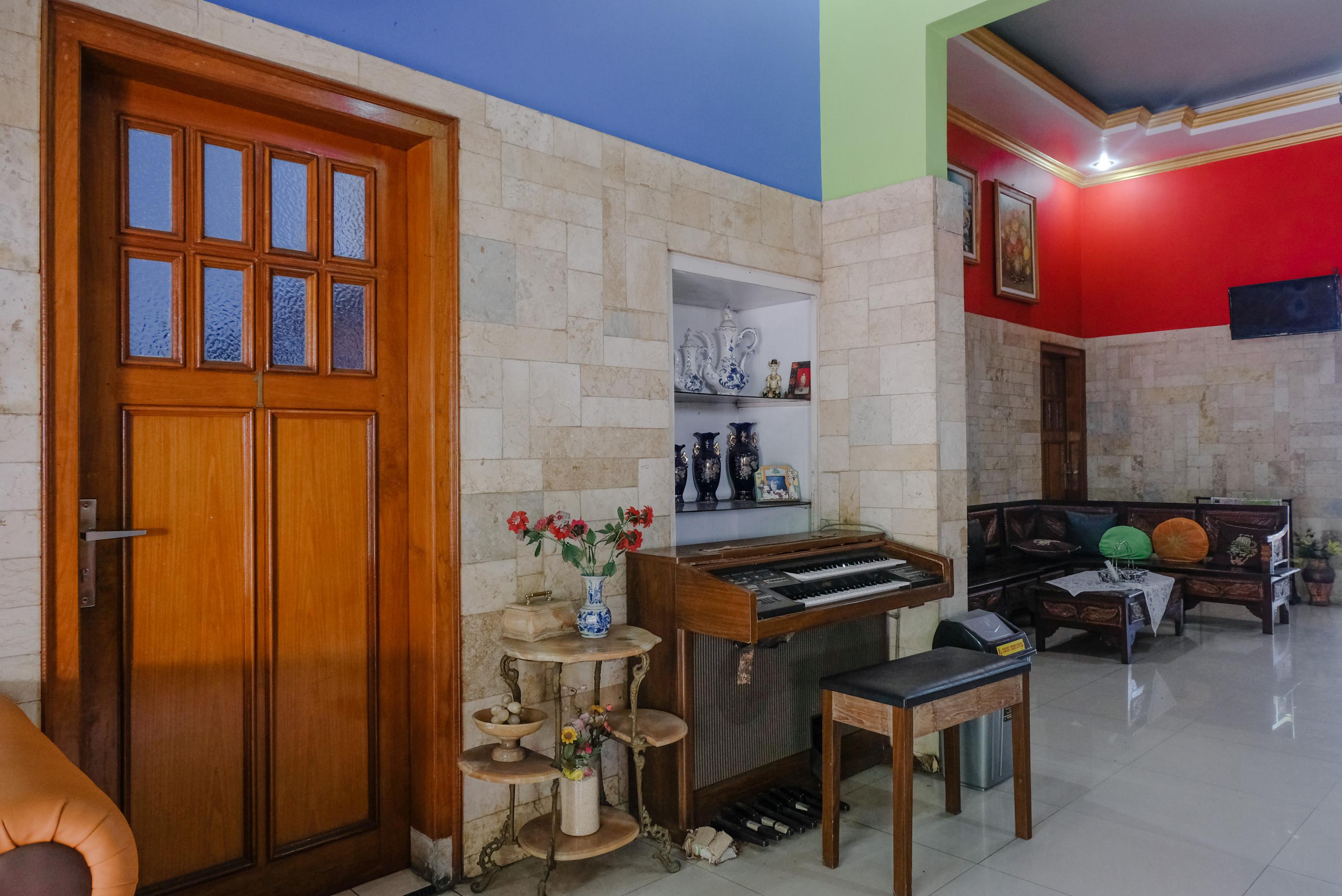 Hotel Oyo 778 Amalia